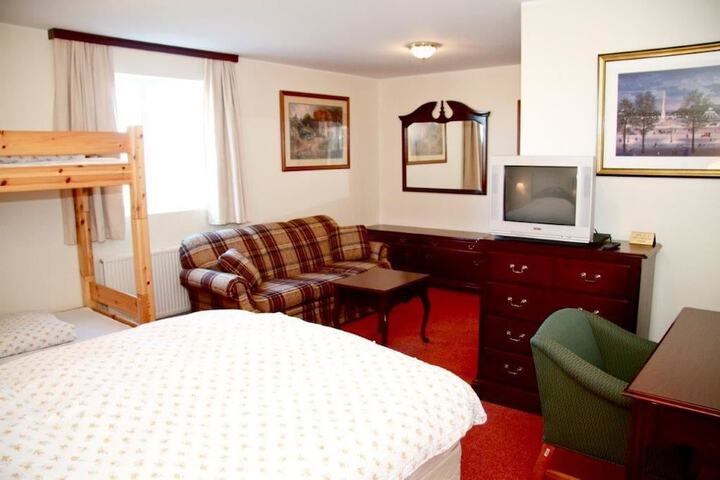 Room 19 of 78