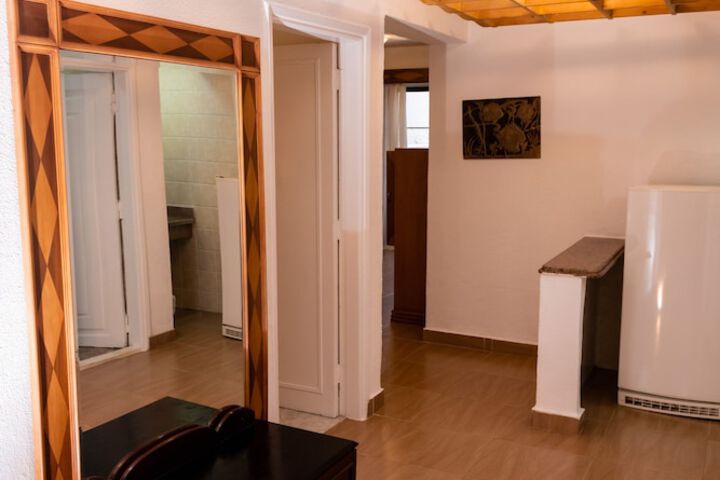 Room 40 of 89