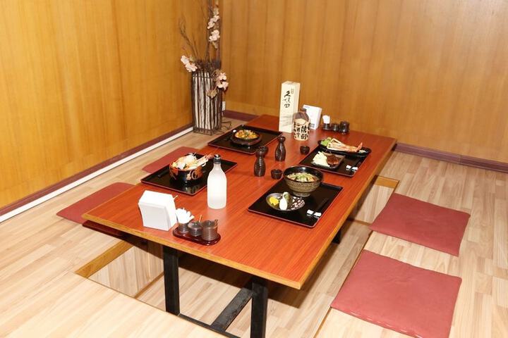Dining Photos