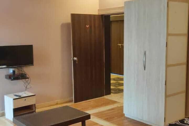 Room 20 of 28