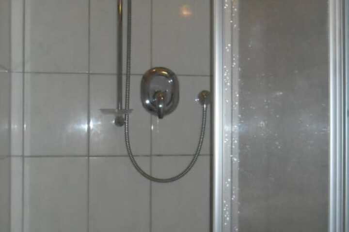 Room 8 of 22