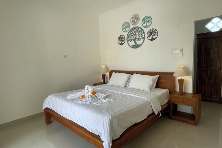 Room 3 of 22
