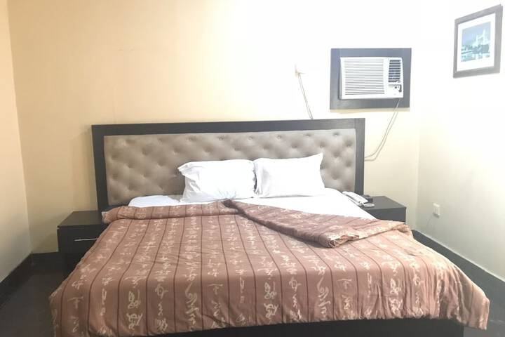 Room 11 of 15