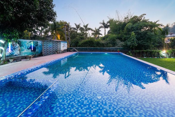 Pool 26 of 41