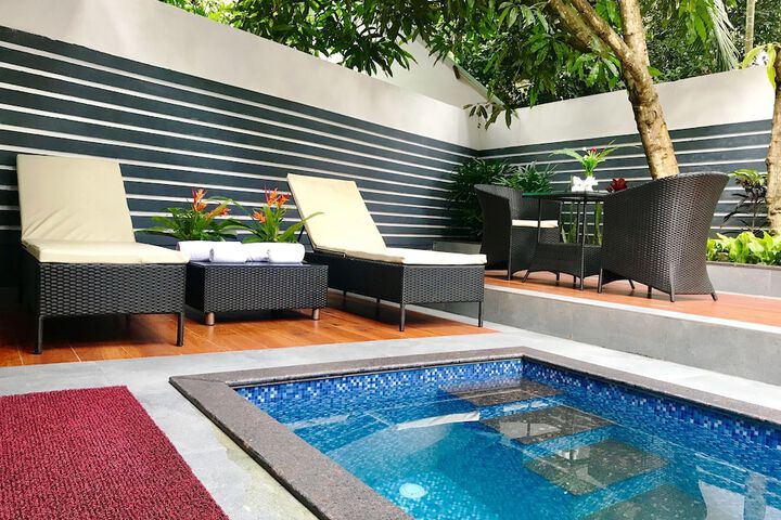 Pool 35 of 82