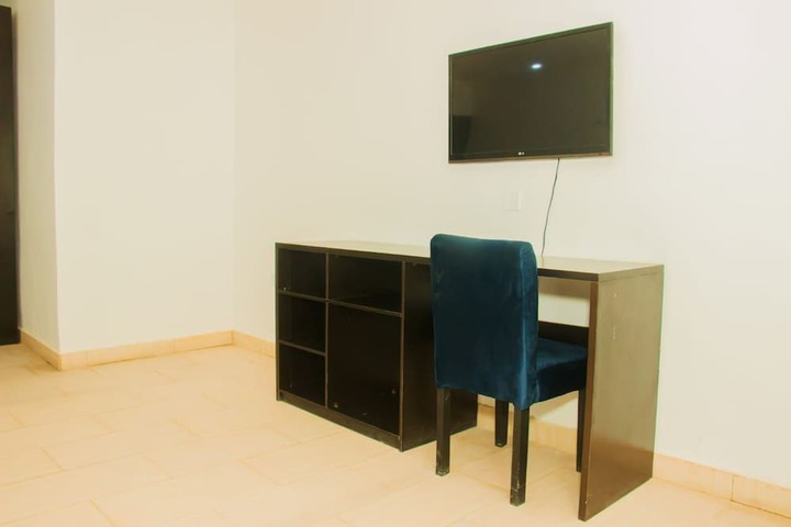 Room 12 of 51