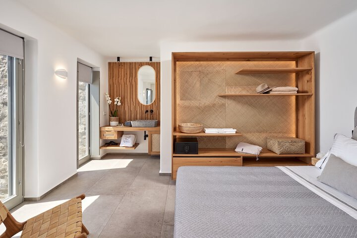 Room 26 of 53