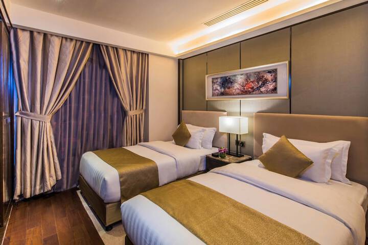 Room 7 of 22