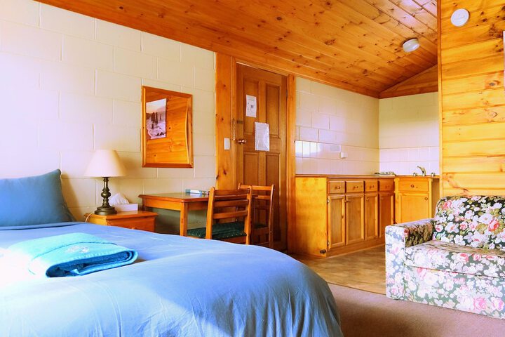 Room 25 of 62