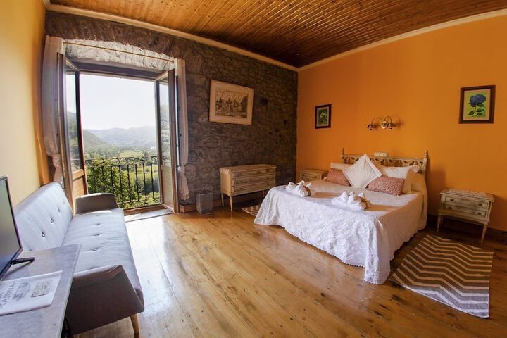 Agroturismo La Casona de Belmonte in Belmonte de Miranda