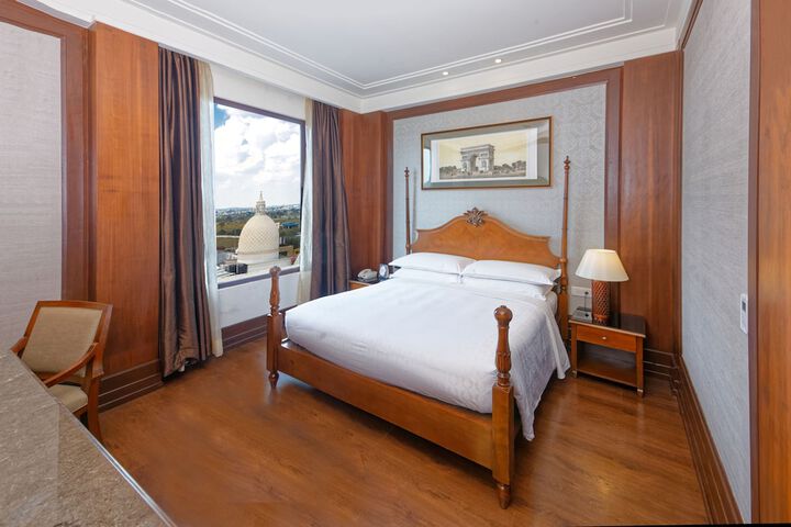 Room 14 of 74