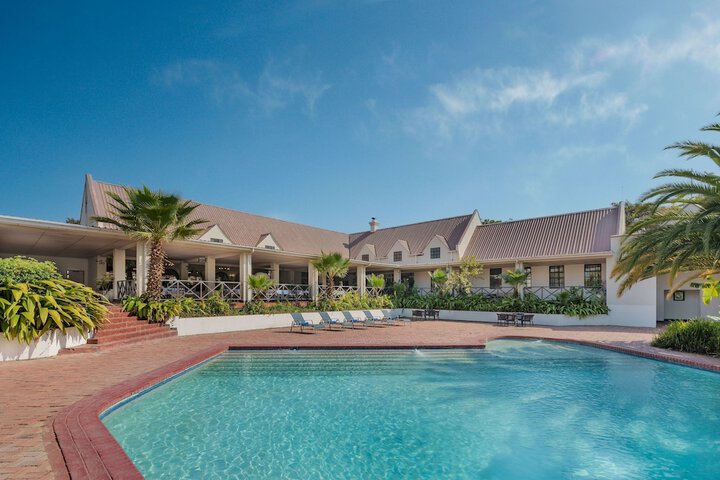 Pool Hotel