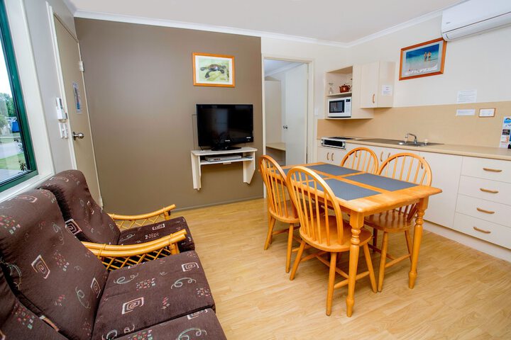Room 13 of 60