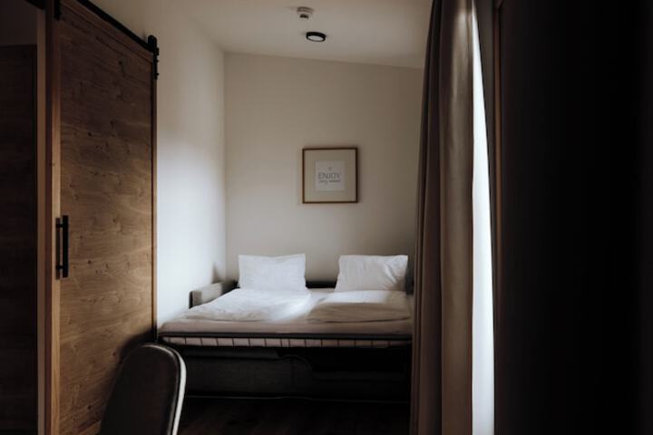 Room 20 of 73