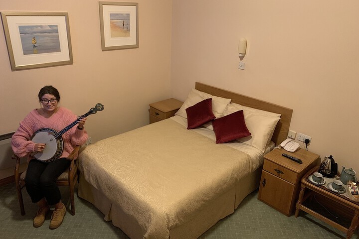 Room 5 of 68