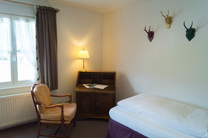 Room 10 of 24