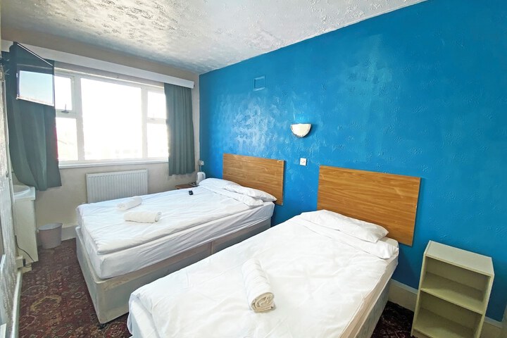 Room 21 of 41