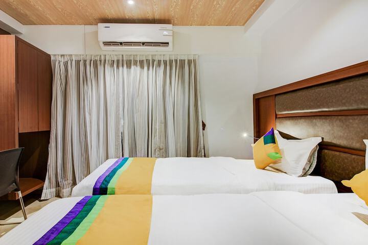 Room 18 of 27