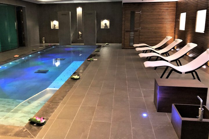 Pool 23 of 55