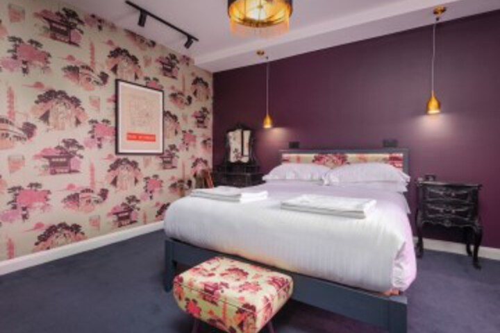 Room 49 of 109