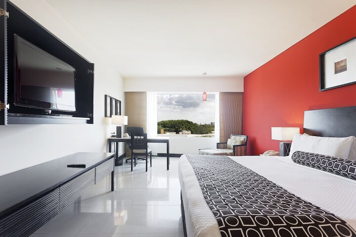 Room 9 of 213