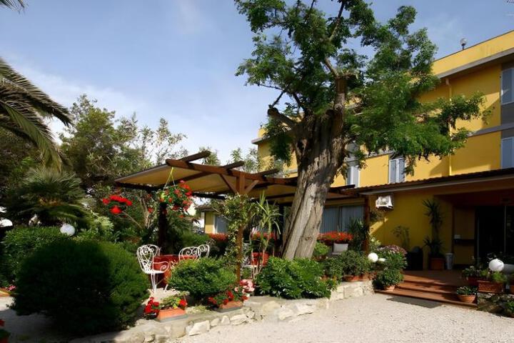 PFA Hotel Ginevra