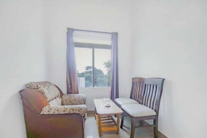 Room 12 of 22