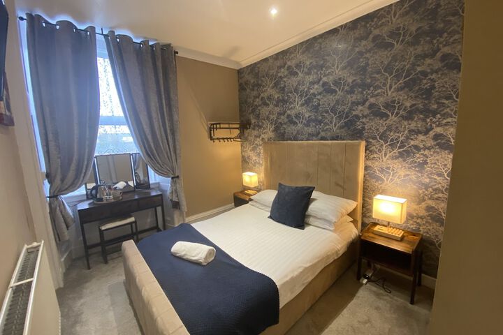 Room 21 of 44
