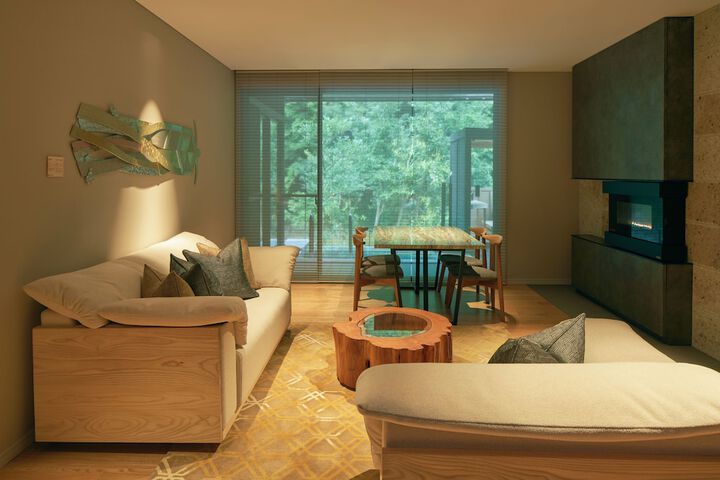 Room 9 of 65