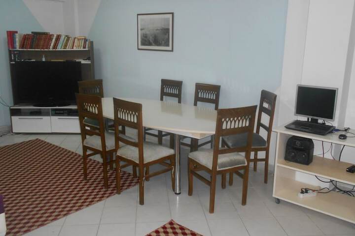 Room 44 of 105