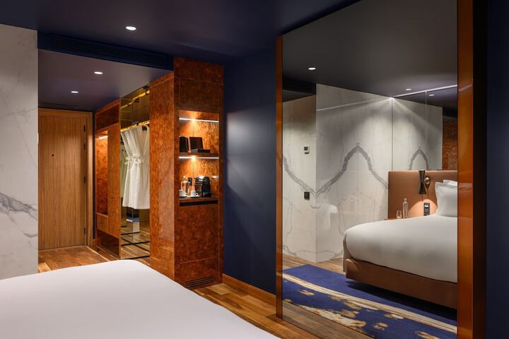 Room 37 of 130