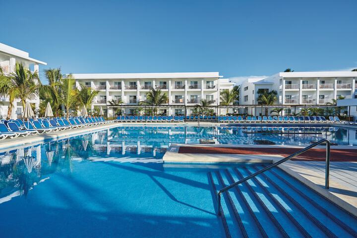 Pools & Facilities