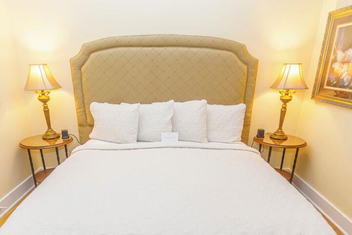 Room 54 of 207