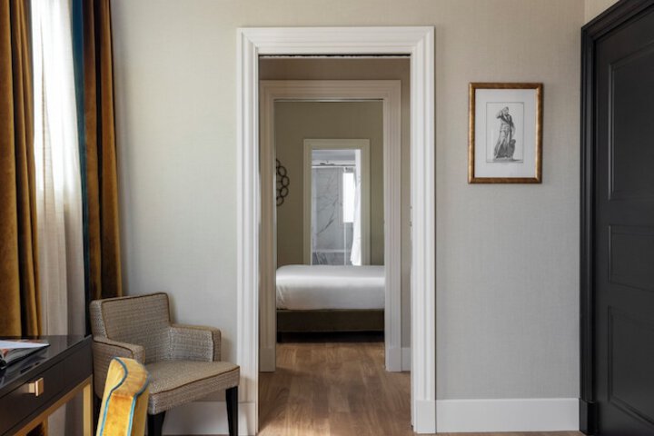 Room 81 of 162