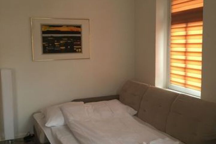 Room 42 of 69