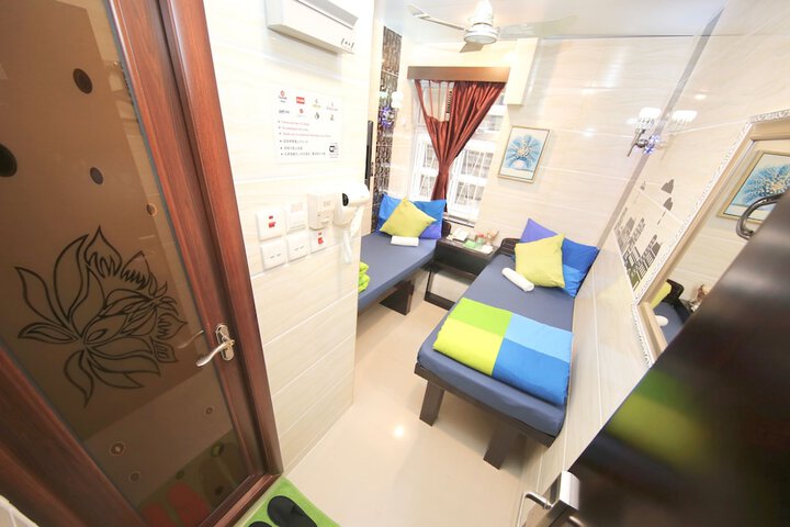 Room 49 of 119