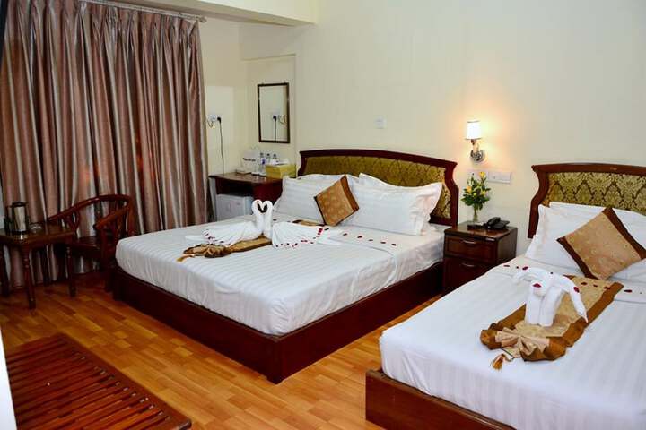 Room 9 of 26