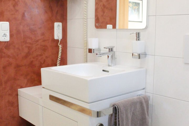 Room 20 of 32