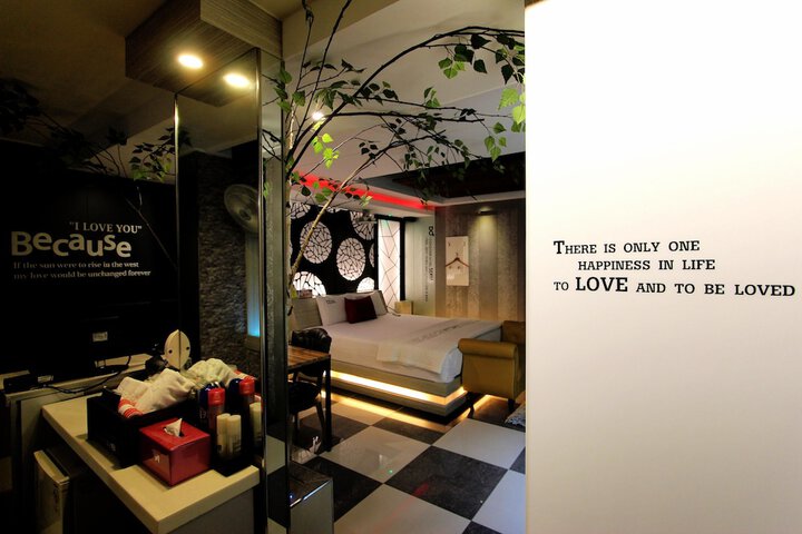 Room 40 of 56