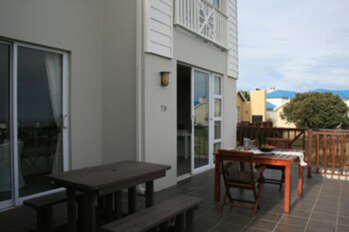 Terrace/Patio 59 of 60