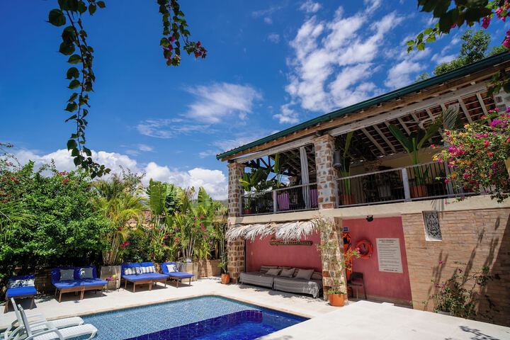 Pool 54 of 71