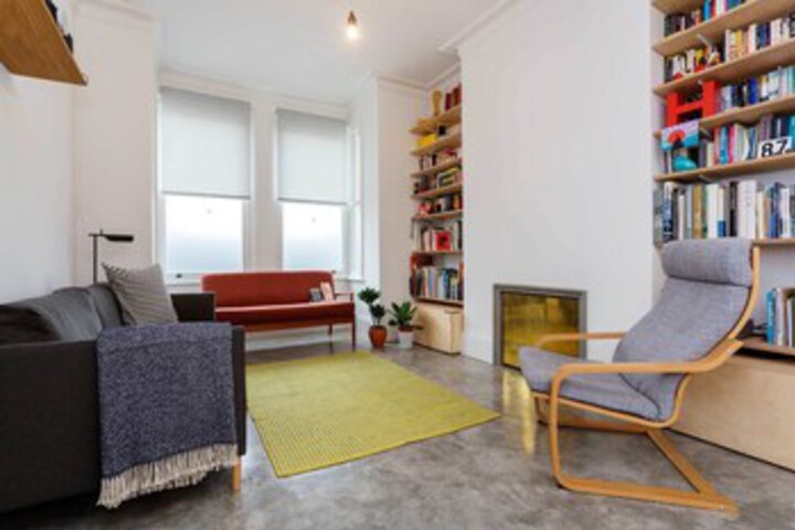 Room 15 of 24