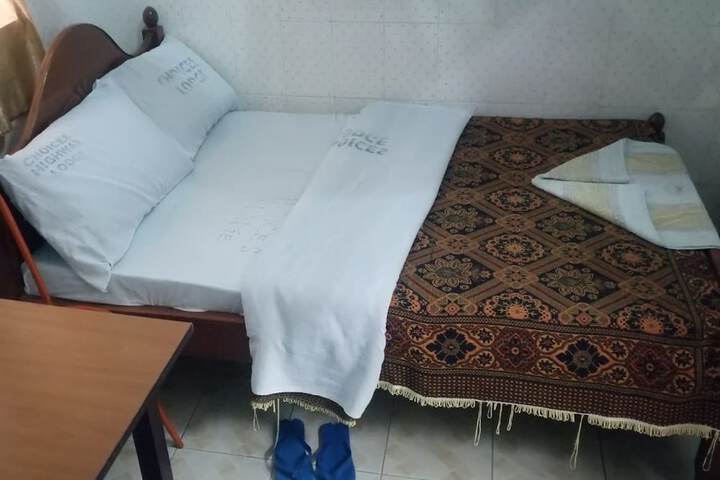 Room 4 of 31