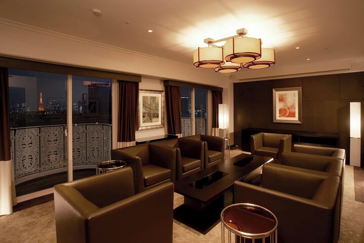 Room 39 of 239