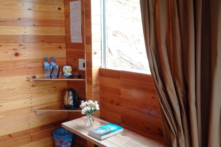 Room 9 of 24
