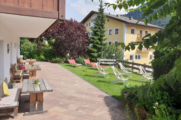Terrace/Patio 16 of 44