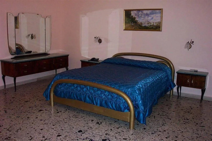 ORIENTALE