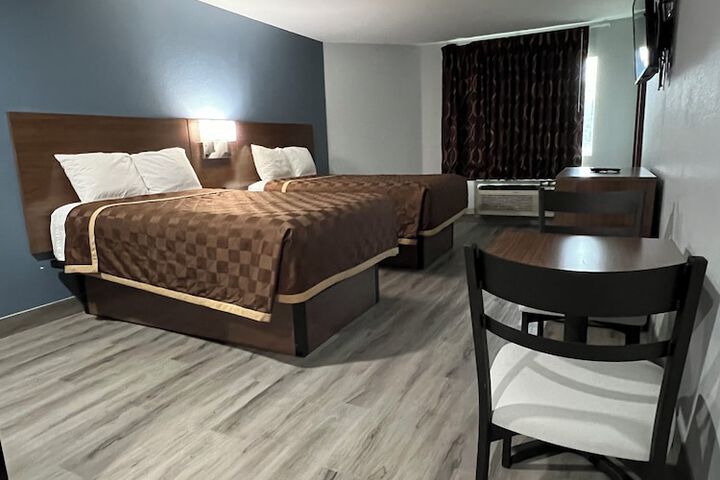 Room 3 of 14