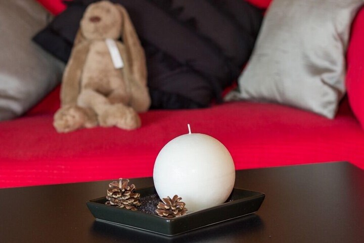 Lounge 58 of 93