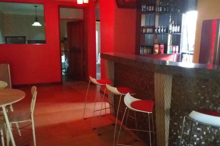 Lounge 18 of 21
